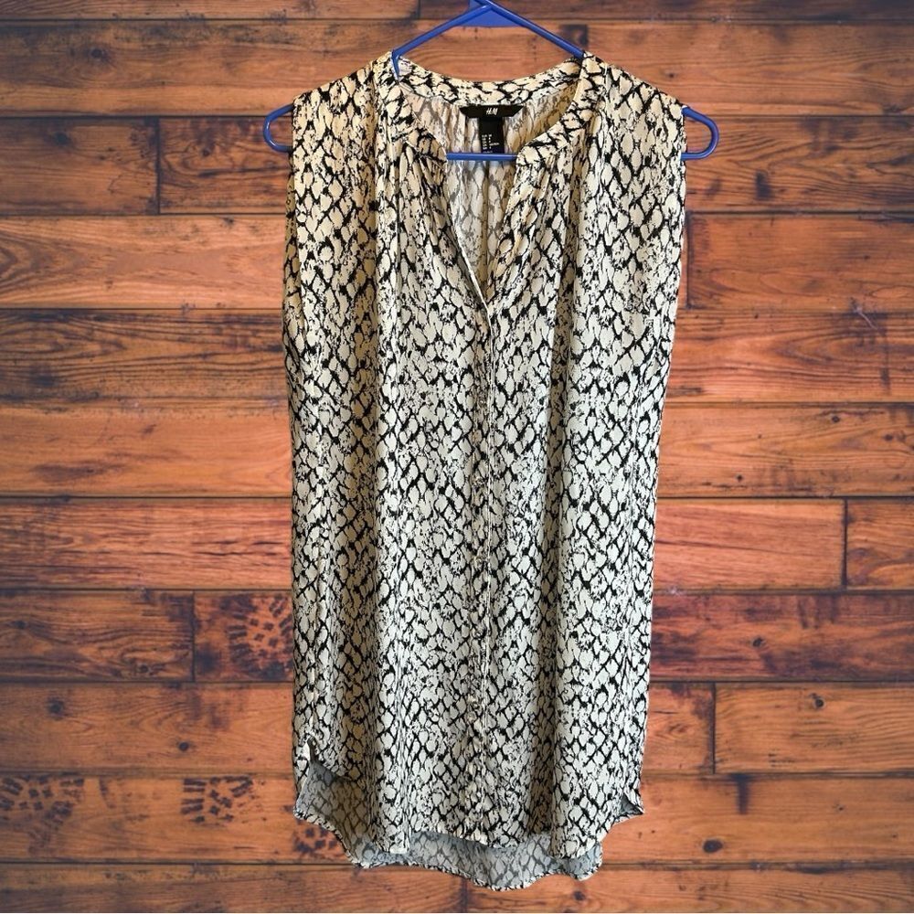 5 for $25🔥H&M Snake Print Black & Off White Sleeveless Shirt‎ Dress Size 4